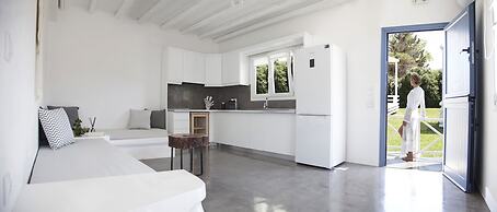 OW Andros - Luxury Suites