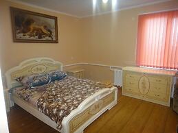 Guest House MishLen
