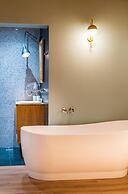 Allure Central Boutique Hotel