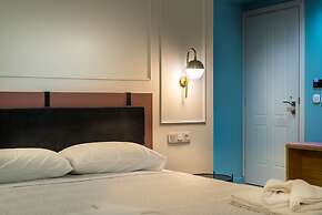 Allure Central Boutique Hotel