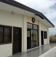 East Square Inn