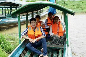 Moe Yun Gyi Wetlands Resort