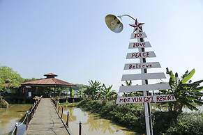 Moe Yun Gyi Wetlands Resort