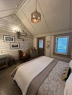 The Headwaters Eco Lodge