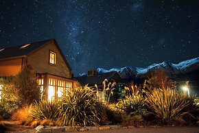 The Headwaters Eco Lodge