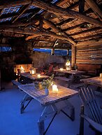 The Headwaters Eco Lodge