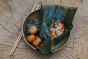 The Headwaters Eco Lodge