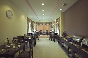 Royal Platinum Hotel