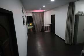 Mini Platinum Hotel