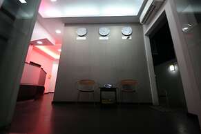 Mini Platinum Hotel
