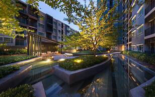 1BR Centric Sea 812 With Infinity Pool