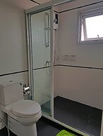 1BR Centric Sea 812 With Infinity Pool