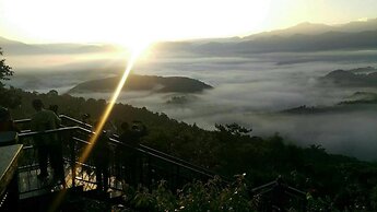 Sun Moon Lake FRIDAY Inn Guest House