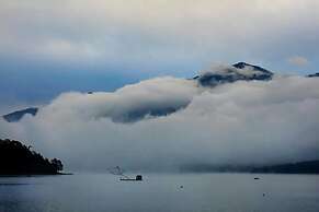 Sun Moon Lake FRIDAY Inn Guest House