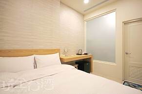 Sun Moon Lake FRIDAY Inn Guest House