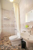 Sun Moon Lake FRIDAY Inn Guest House