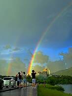 Sun Moon Lake FRIDAY Inn Guest House