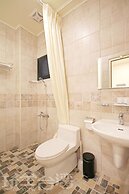 Sun Moon Lake FRIDAY Inn Guest House