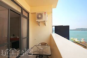 Sun Moon Lake FRIDAY Inn Guest House