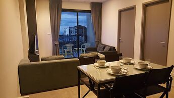 A Luxury 2 Bedrooms The Base Downtown