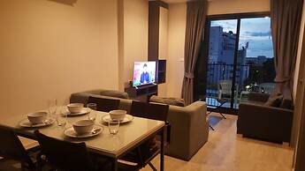 A Luxury 2 Bedrooms The Base Downtown