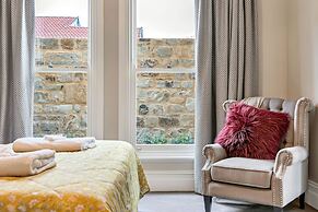 Grandview Accommodation - The Elm Tree Apartments