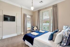 Grandview Accommodation - The Elm Tree Apartments