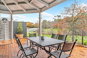 Grandview Accommodation - The Elm Tree Apartments