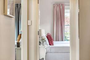 Grandview Accommodation - The Elm Tree Apartments