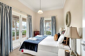 Grandview Accommodation - The Elm Tree Apartments