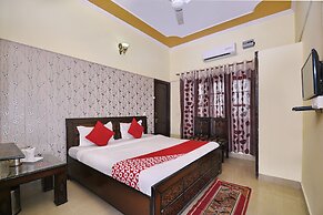 OYO 4069 Morning Star