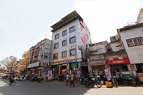 OYO 11943 Hotel Yugantar Palace