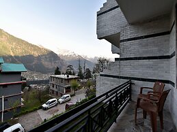 OYO 12735 The Manali Lodge