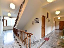 OYO 12735 The Manali Lodge