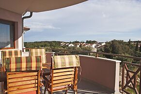 Apartments And Rooms Camaiore