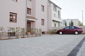 Apartments And Rooms Camaiore