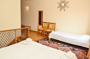 Hotel Mirhav