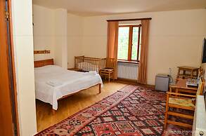 Hotel Mirhav