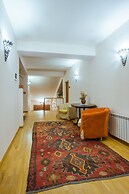 Hotel Mirhav