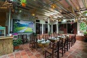Amira Homestay