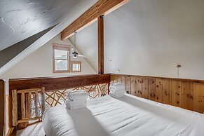 Cabin in the Pines 4