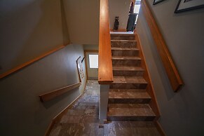 Cabin in the Pines 4