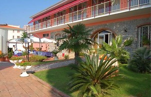 Belvedere Club Hotel