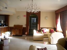 Belvedere Club Hotel