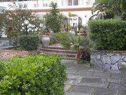 Belvedere Club Hotel