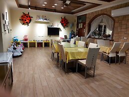 An Ti Li Ya Homestay