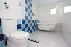 An Ti Li Ya Homestay