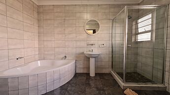 Klein Bosveld Guesthouse