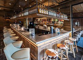 Europa-Park Freizeitpark & Erlebnis-Resort, Hotel Krønasår