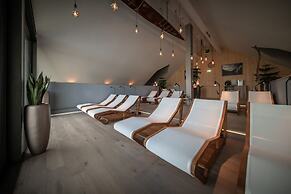 Europa-Park Freizeitpark & Erlebnis-Resort, Hotel Krønasår